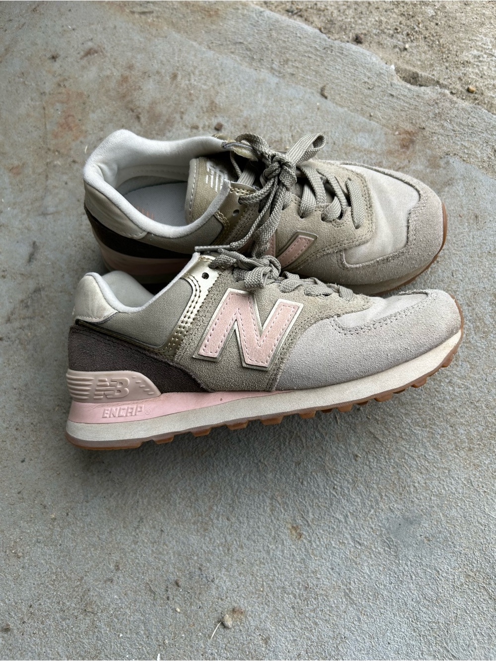 New Balance 574 Women’s Sneakers